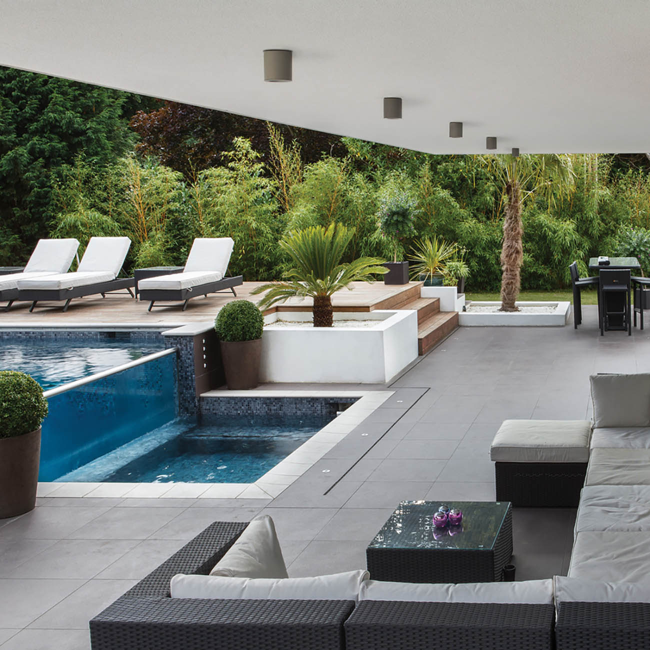 Astro Kos 85 GU10 kulaté přisazené svítidlo IP65