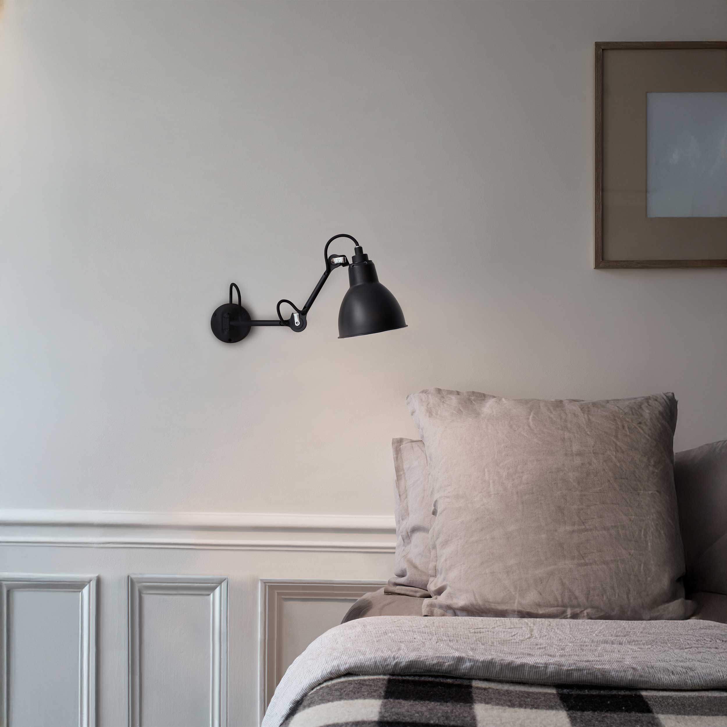DCW éditions Lampe Gras N°204 E27 стенна лампа за легло
