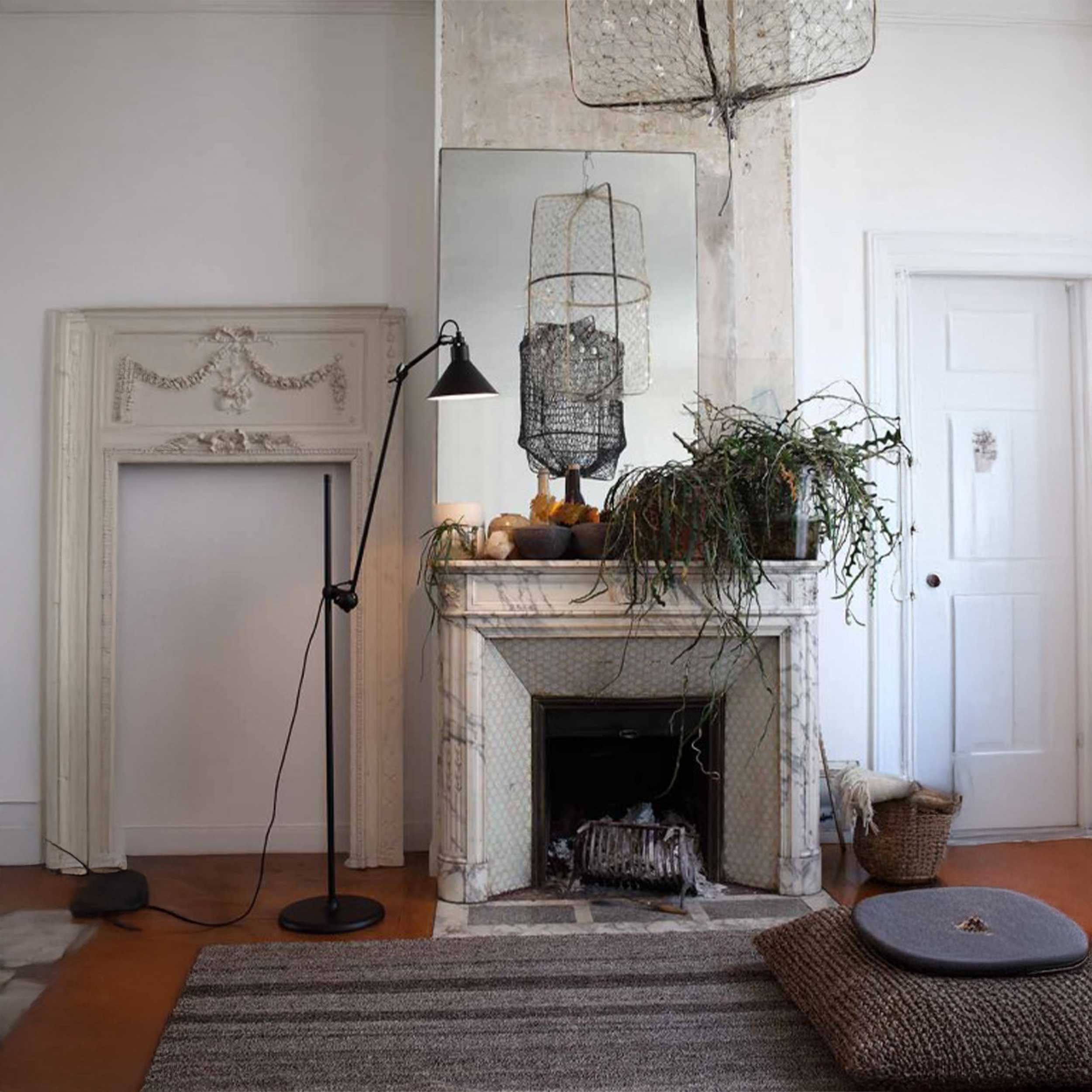 DCW éditions Lampe Gras N°215 E14 подова лампа