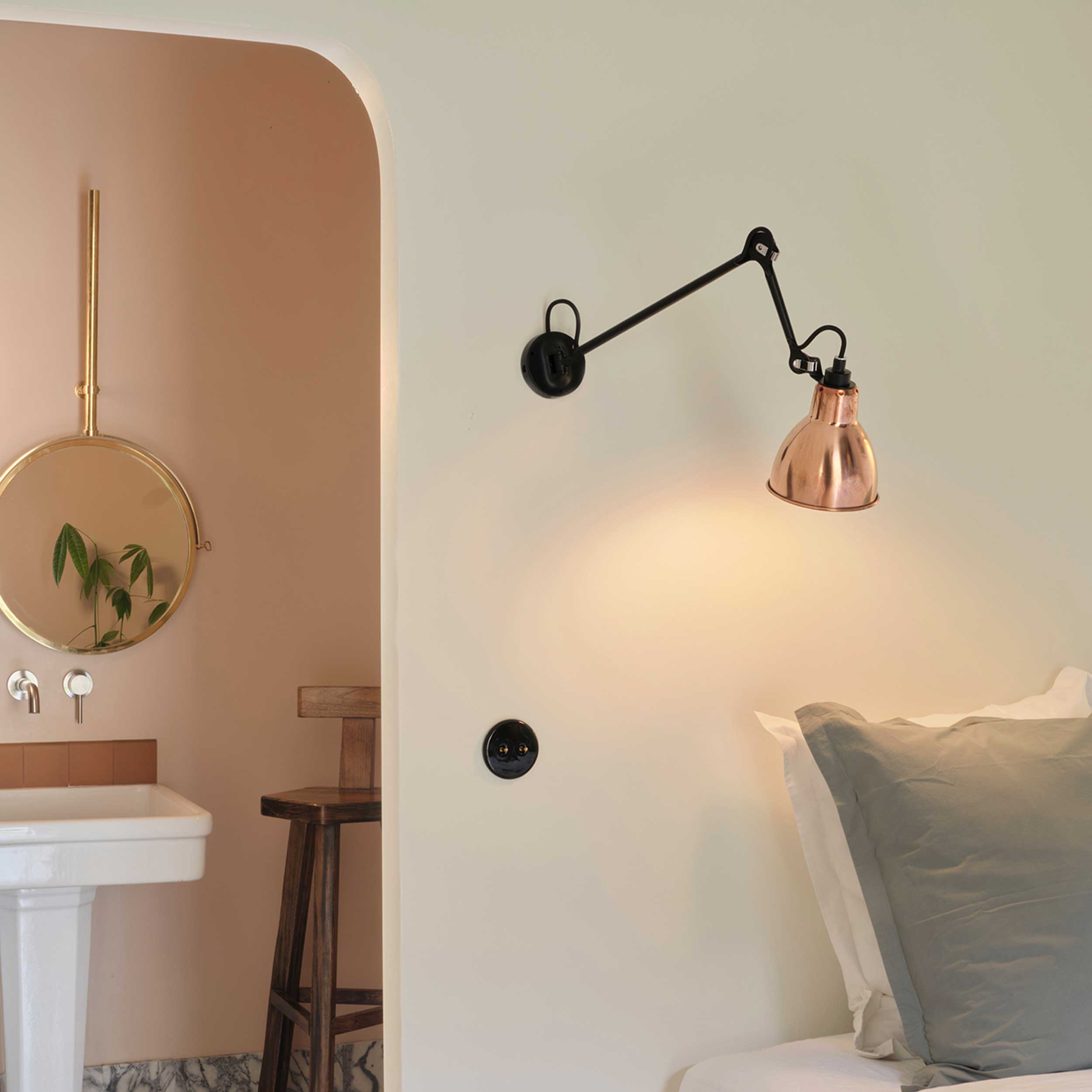 DCW éditions Lampe Gras N°122 E27 стенна лампа