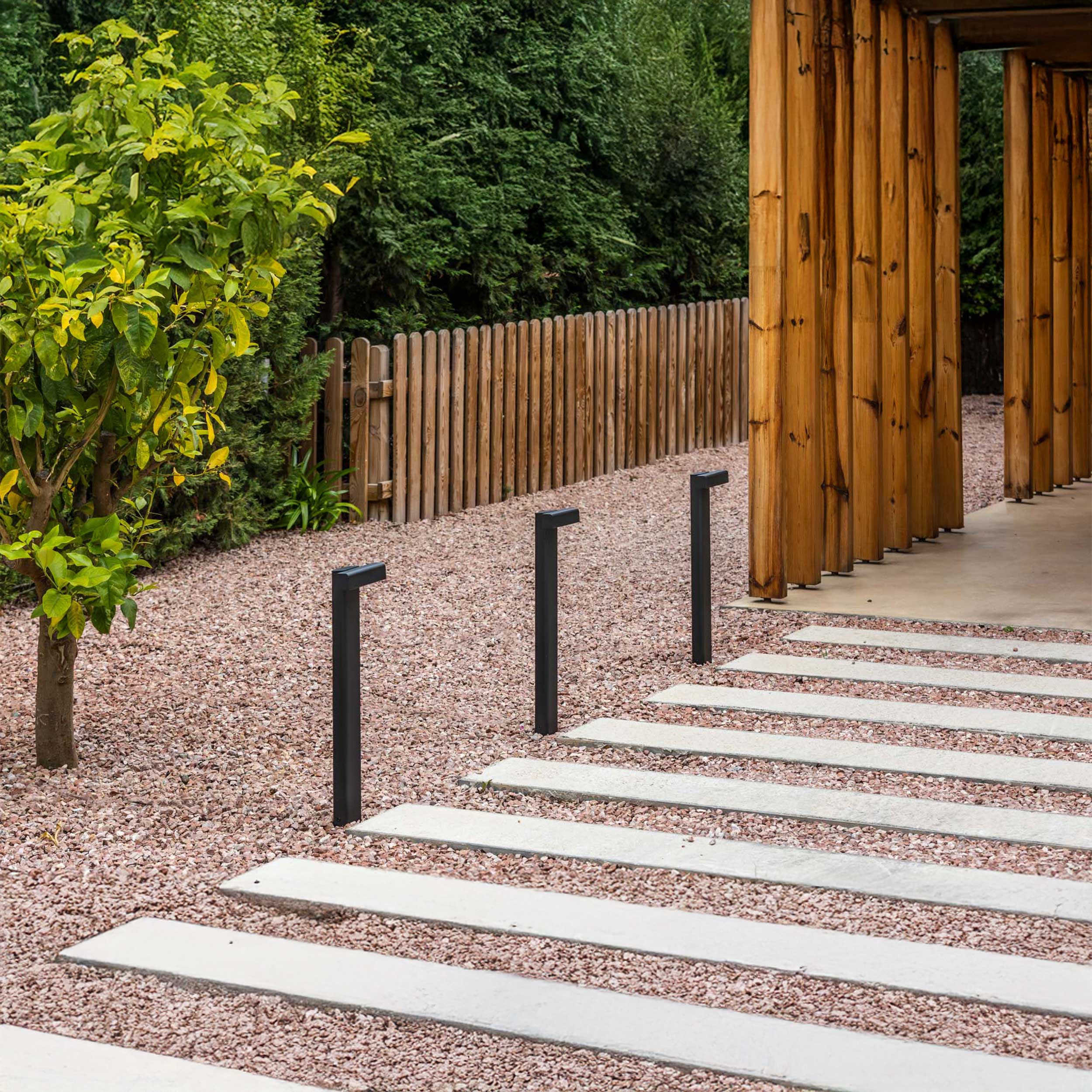 Faro Balic LED осветително тяло за колони на открито IP65