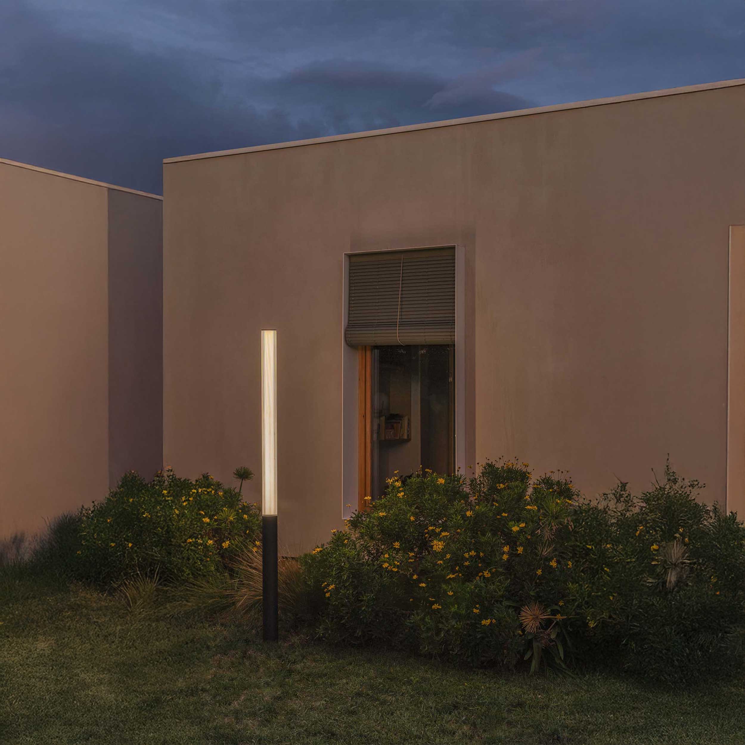 Faro Tura LED колонен външен осветител IP65