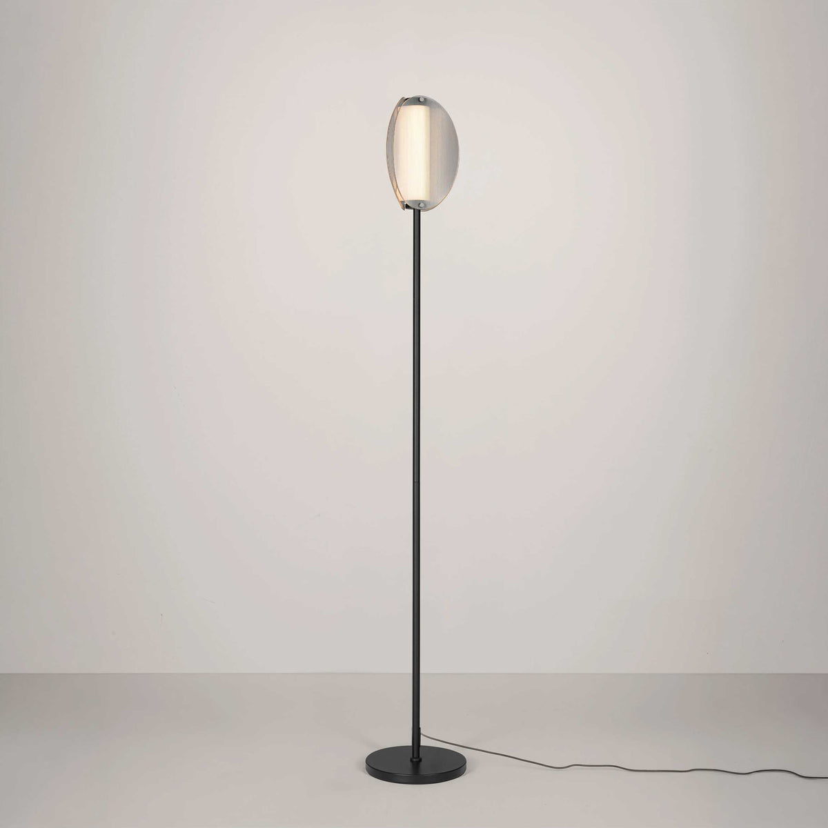 Nova Luce Noir LED стояща лампа