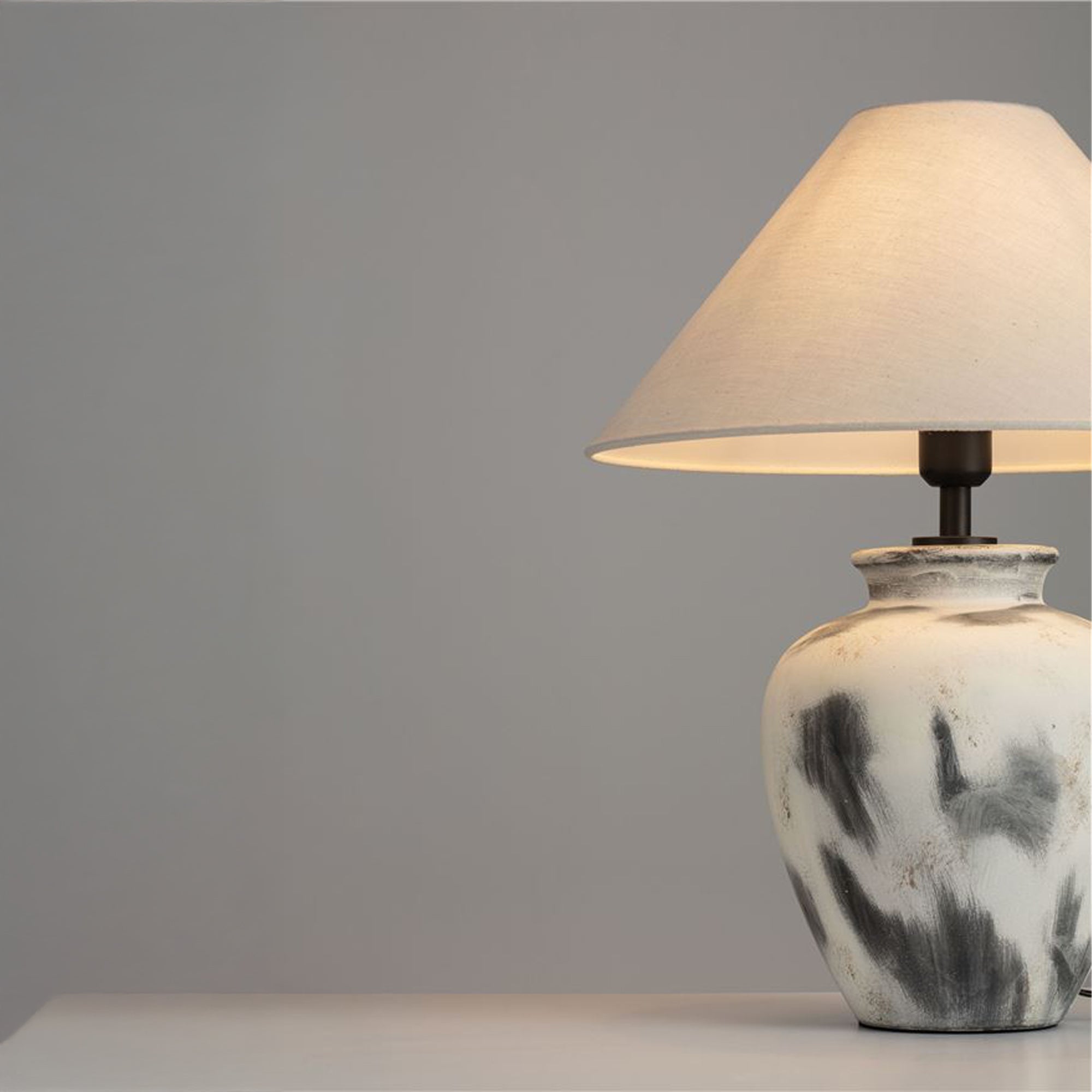 Nova Luce Lupe E27 stolní svítidlo