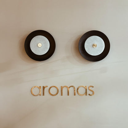 Aromas Coss Alabaster LED стенна лампа