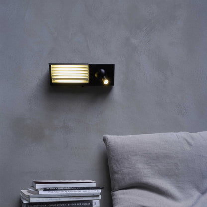 DCW éditions Biny LED стенна лампа за легло