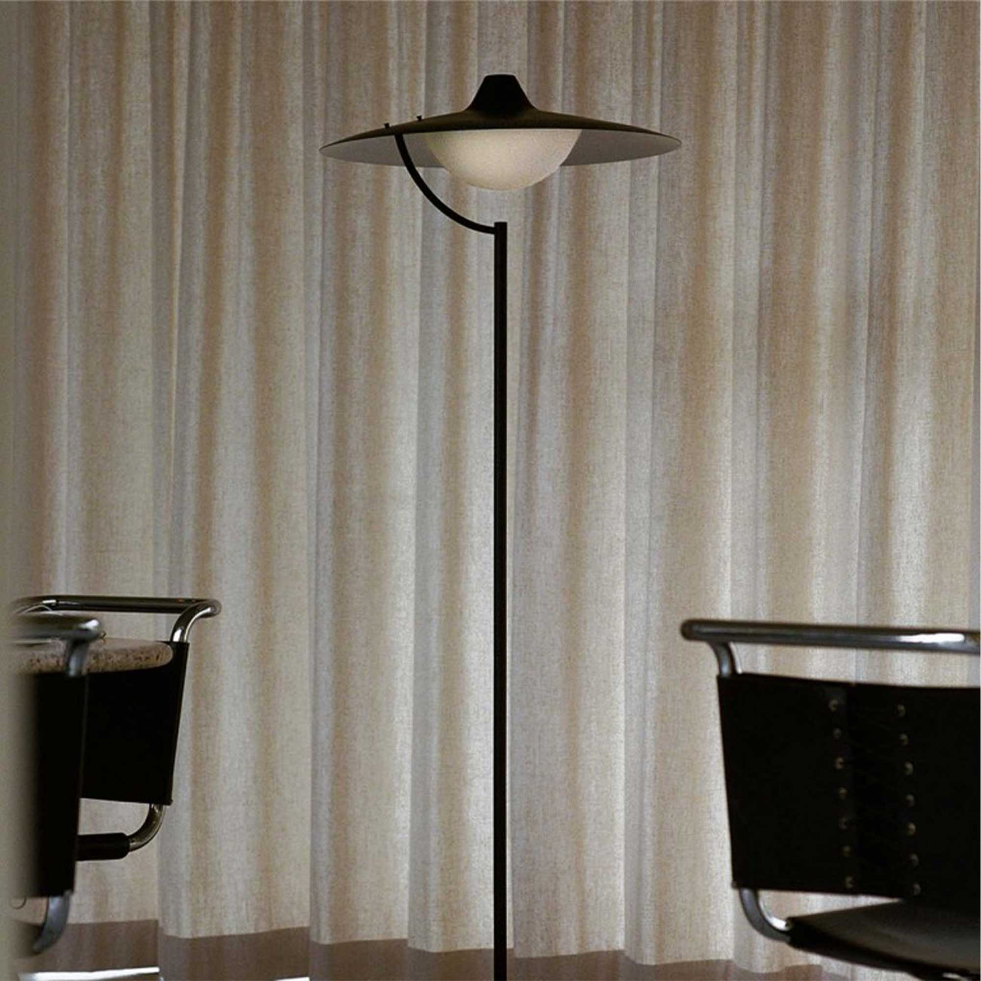 DCW éditions Biny LED подова лампа