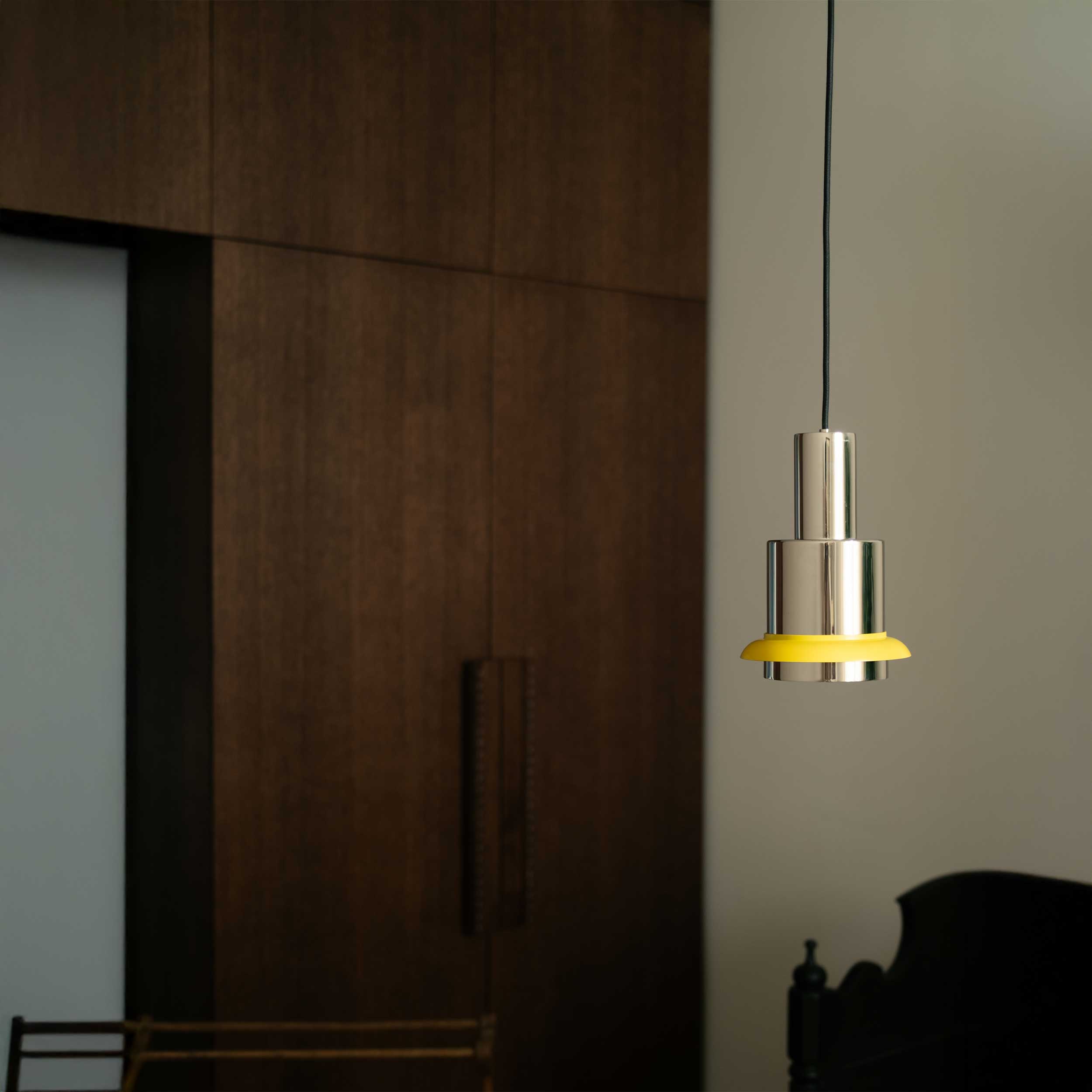 DCW éditions Chaumont L E27 висящо осветително тяло