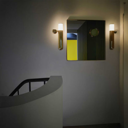 DCW éditions ISP LED стенна лампа