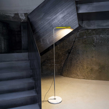 DCW éditions Mezzaluna LED подова лампа