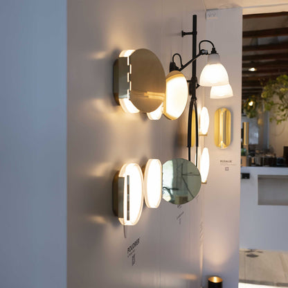 DCW éditions Poudrier LED стенна лампа