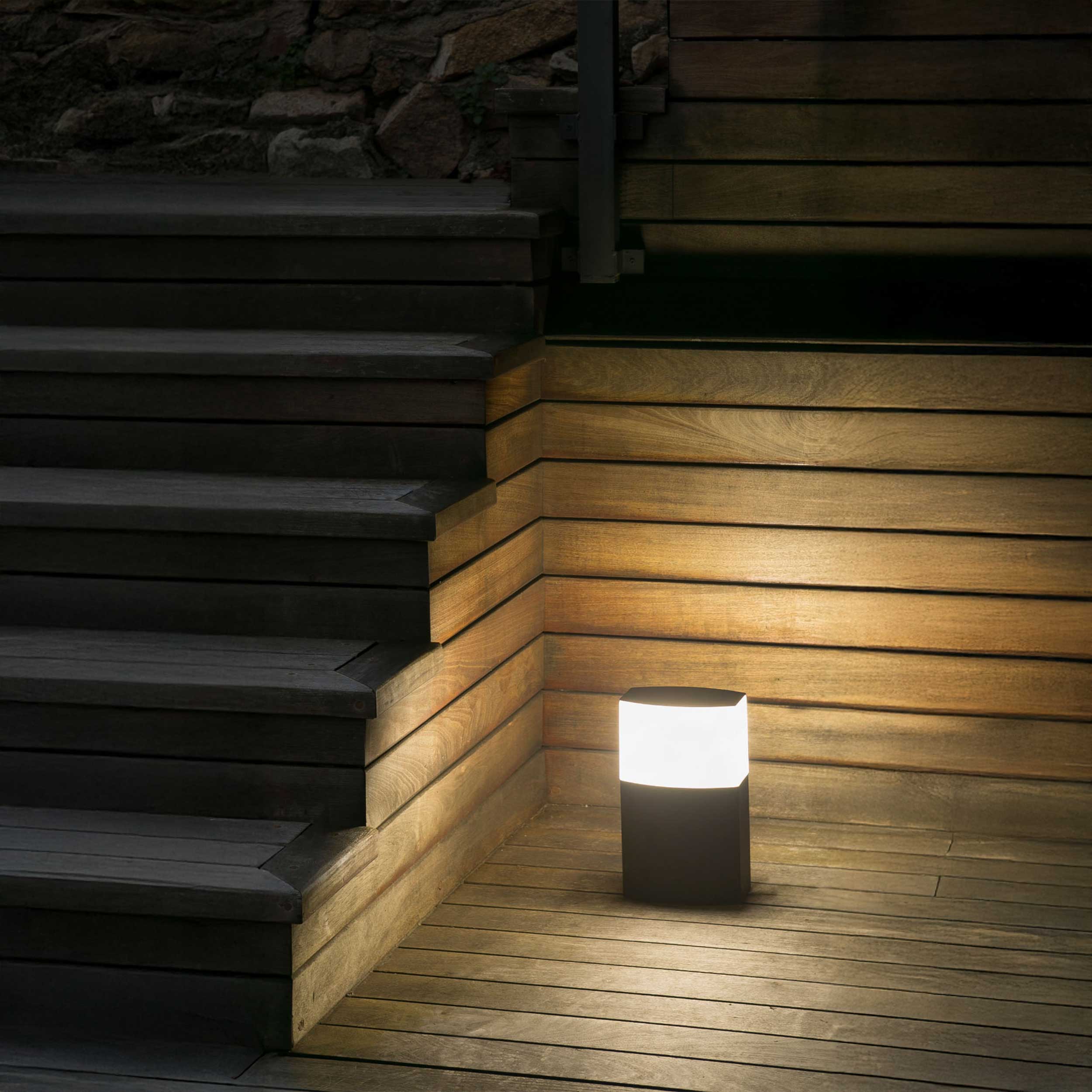 Faro Datna E27 column exterior light IP44