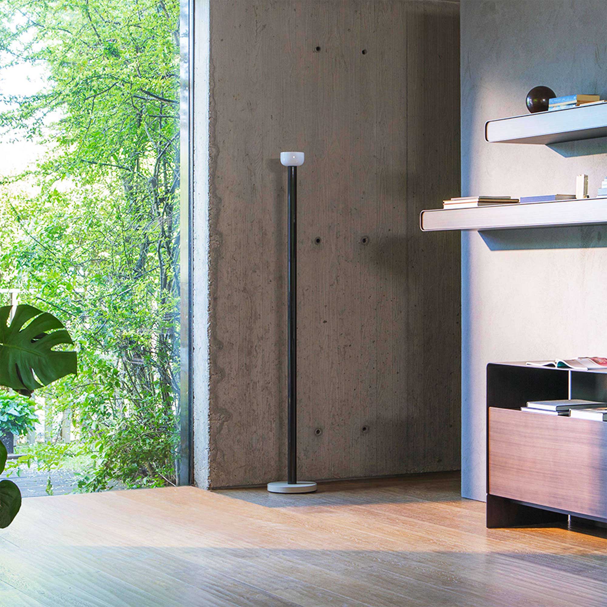 Flos Bellhop LED stojací svítidlo