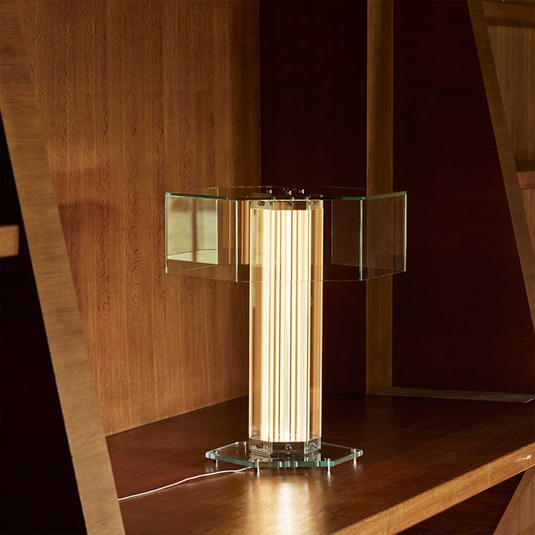 Flos SuperWire T LED stolní skleněné svítidlo