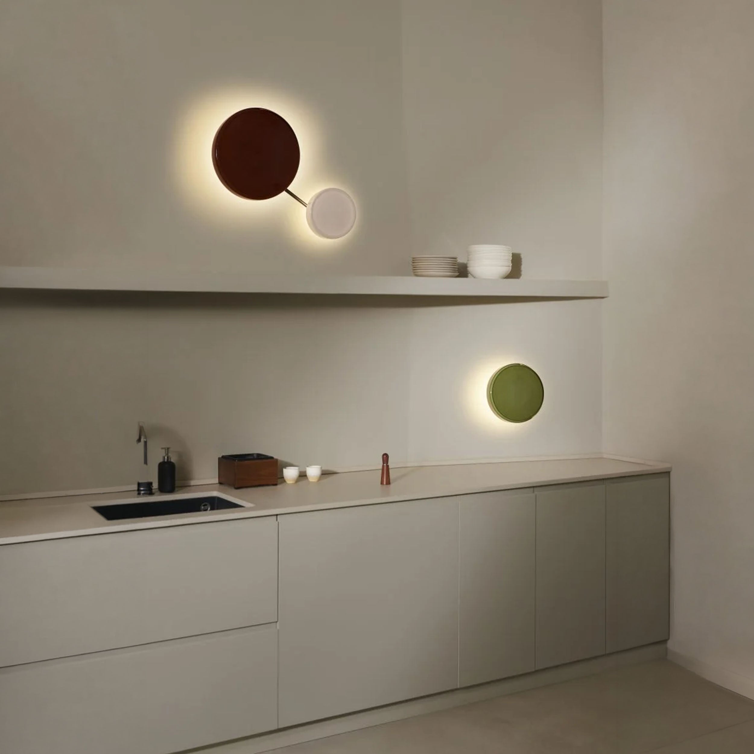 LED стенна лампа Marset Caramel