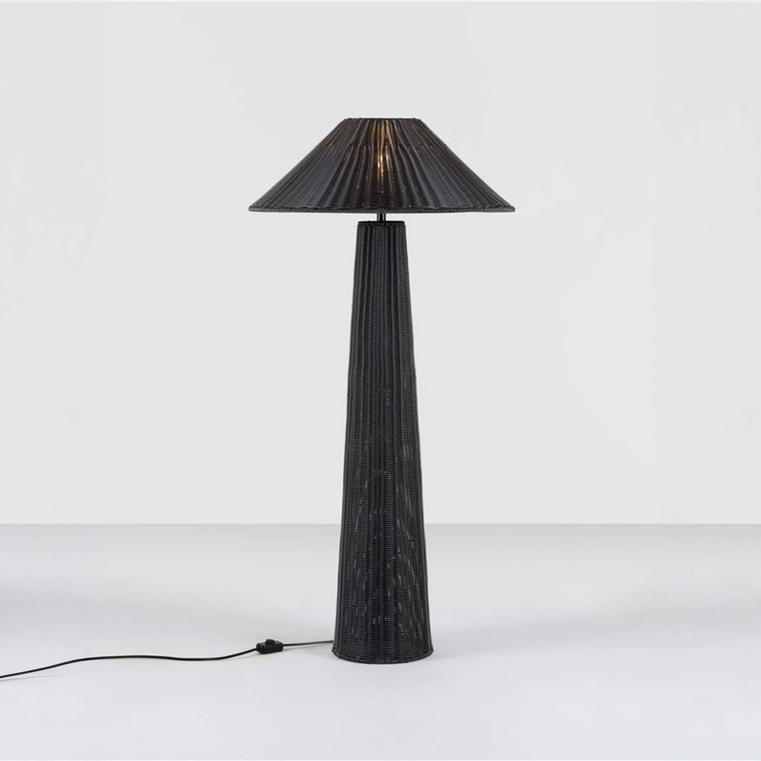 Nova Luce Plom E27 стояща лампа