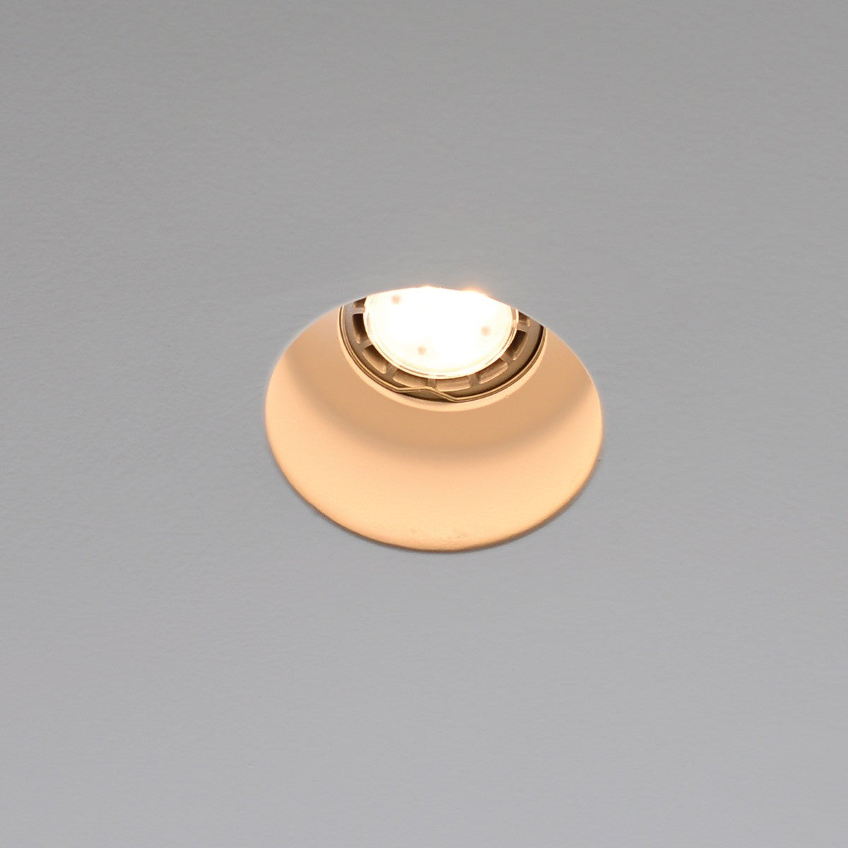 VK Light Downlight – гипсова вградена осветителна уредба GU10 с кръгла форма